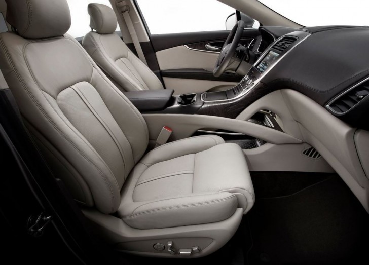Lincoln MKX 2016 12