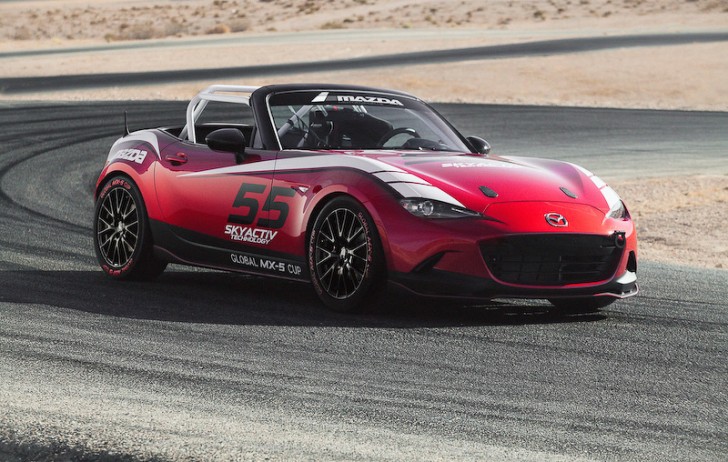 「グローバルMX-5カップ」レース車両