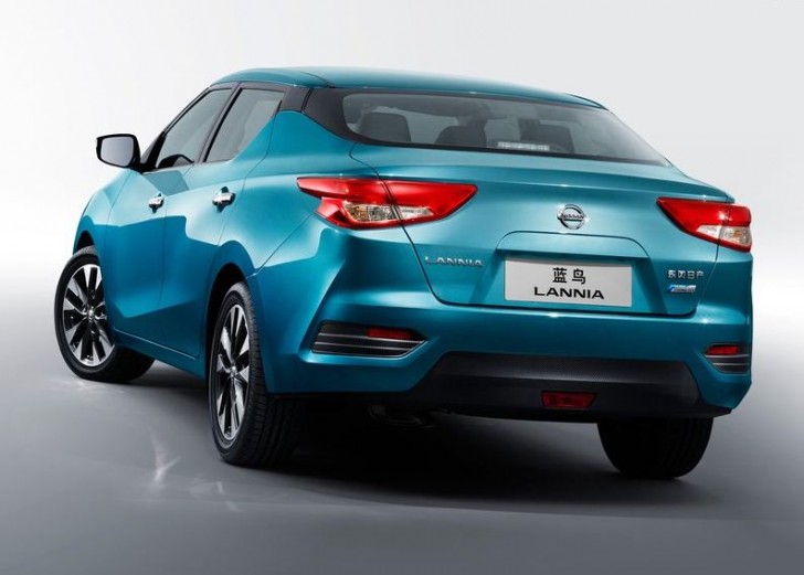 NISSAN LANNIA 07