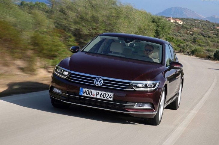 Volkswagen Passat 2015 05