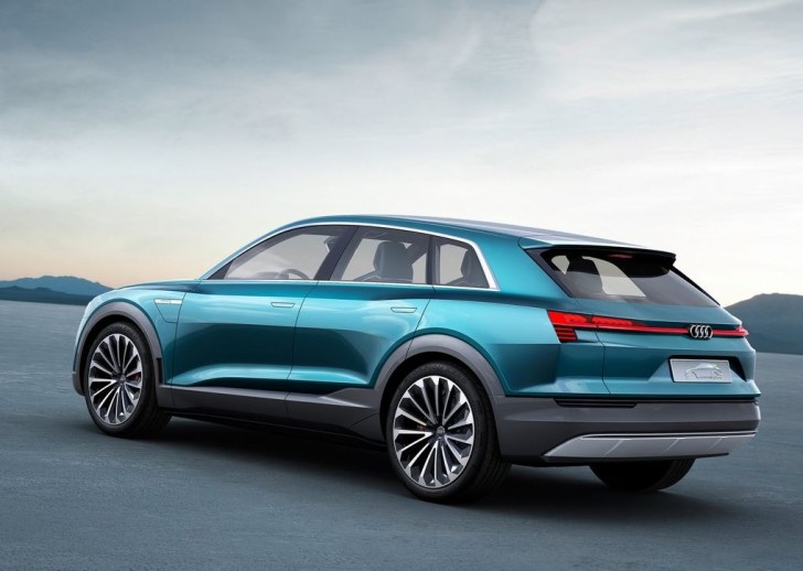 Audi e-tron quattro Concept 2015 06