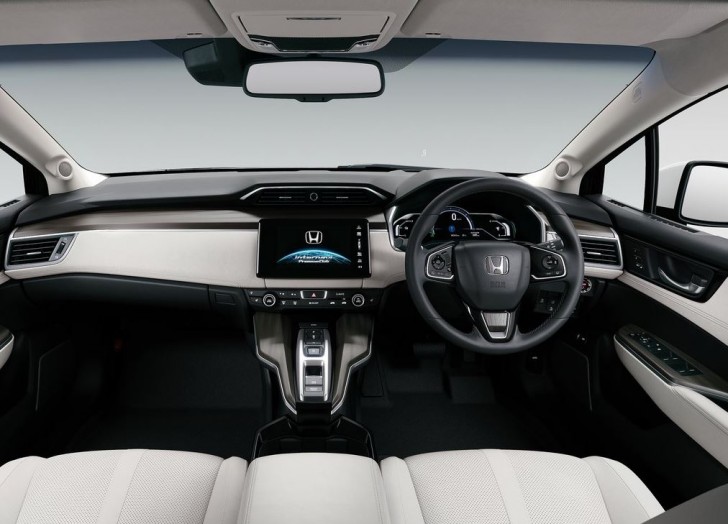 Honda Clarity Fuel Cell 2016 07