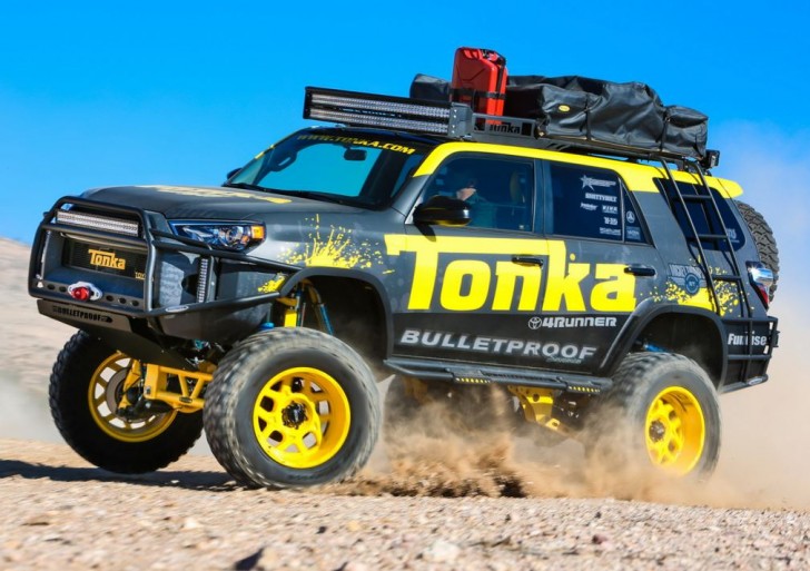 TOYOTA TONKA