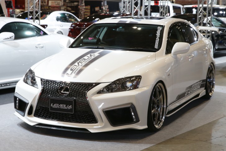 LEXUS IS350