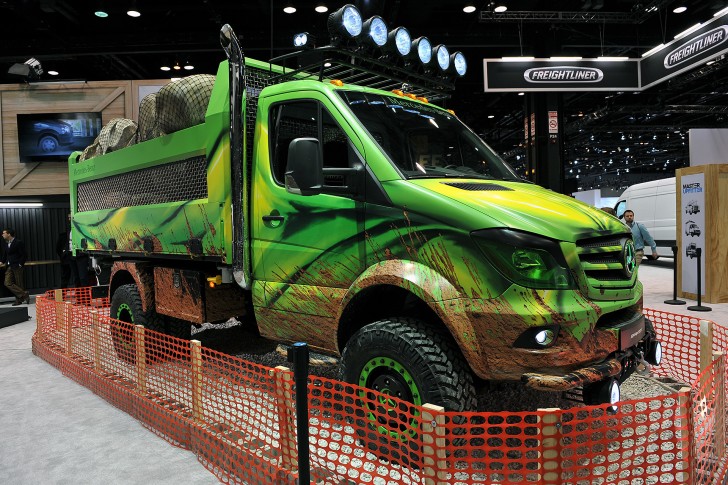 01-2017-mercedes-benz-sprinter-extreme-chicago-1-1