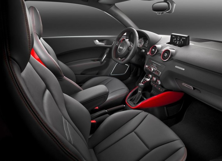 AUDI S1 2015 08