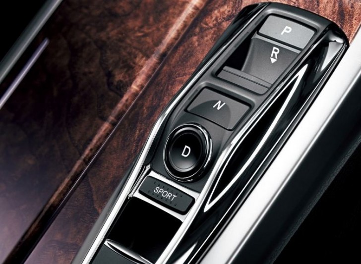 HONDA LEGEND 2015 10