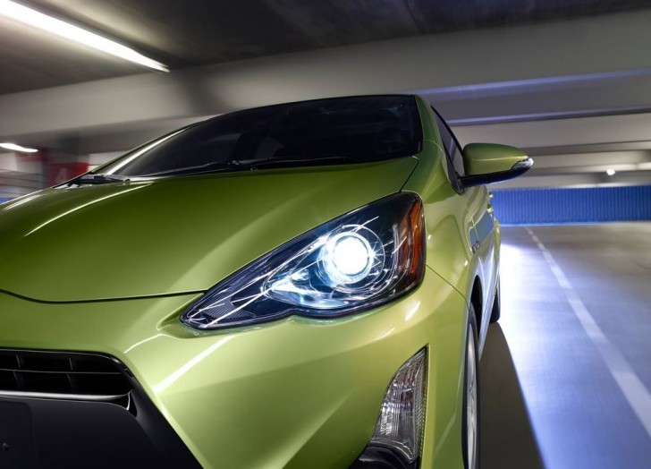 Toyota Prius c 2015 11