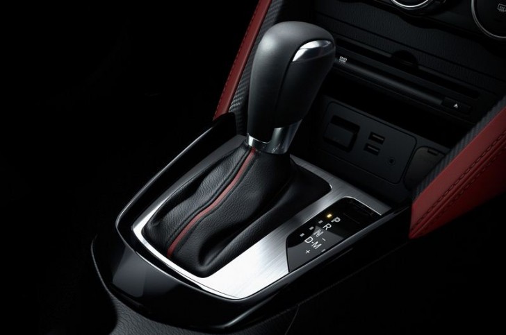 マツダ 新型CX-3 2015 18