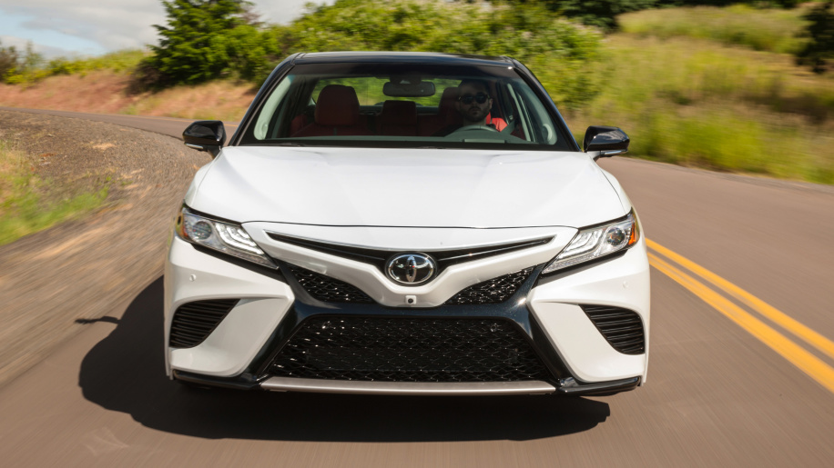 トヨタ「新型 Camry XSE 2018」公式デザイン画像集！ NEWCARDESIGN
