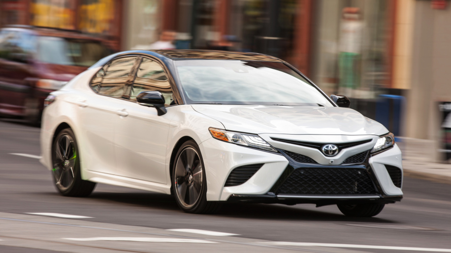 トヨタ「新型 Camry XSE 2018」公式デザイン画像集！ NEWCARDESIGN