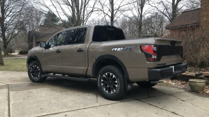 Nissan Titan Pro 4x 最新モデルは日産車の未来の顔