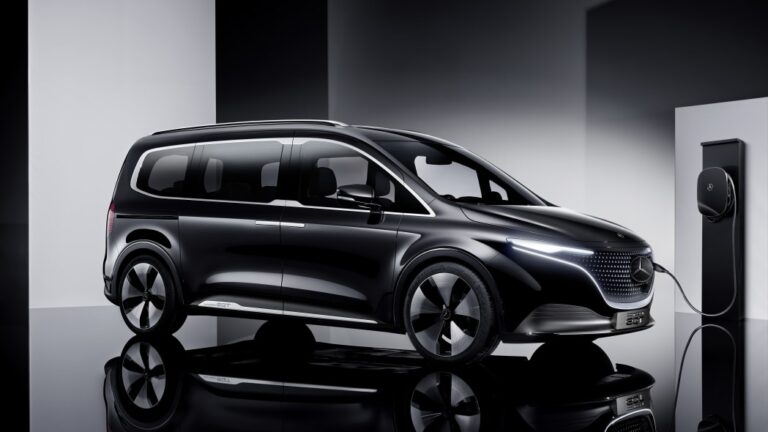 メルセデスベンツ「新型 EQT」発表：ミニバンも電動化！Tクラス